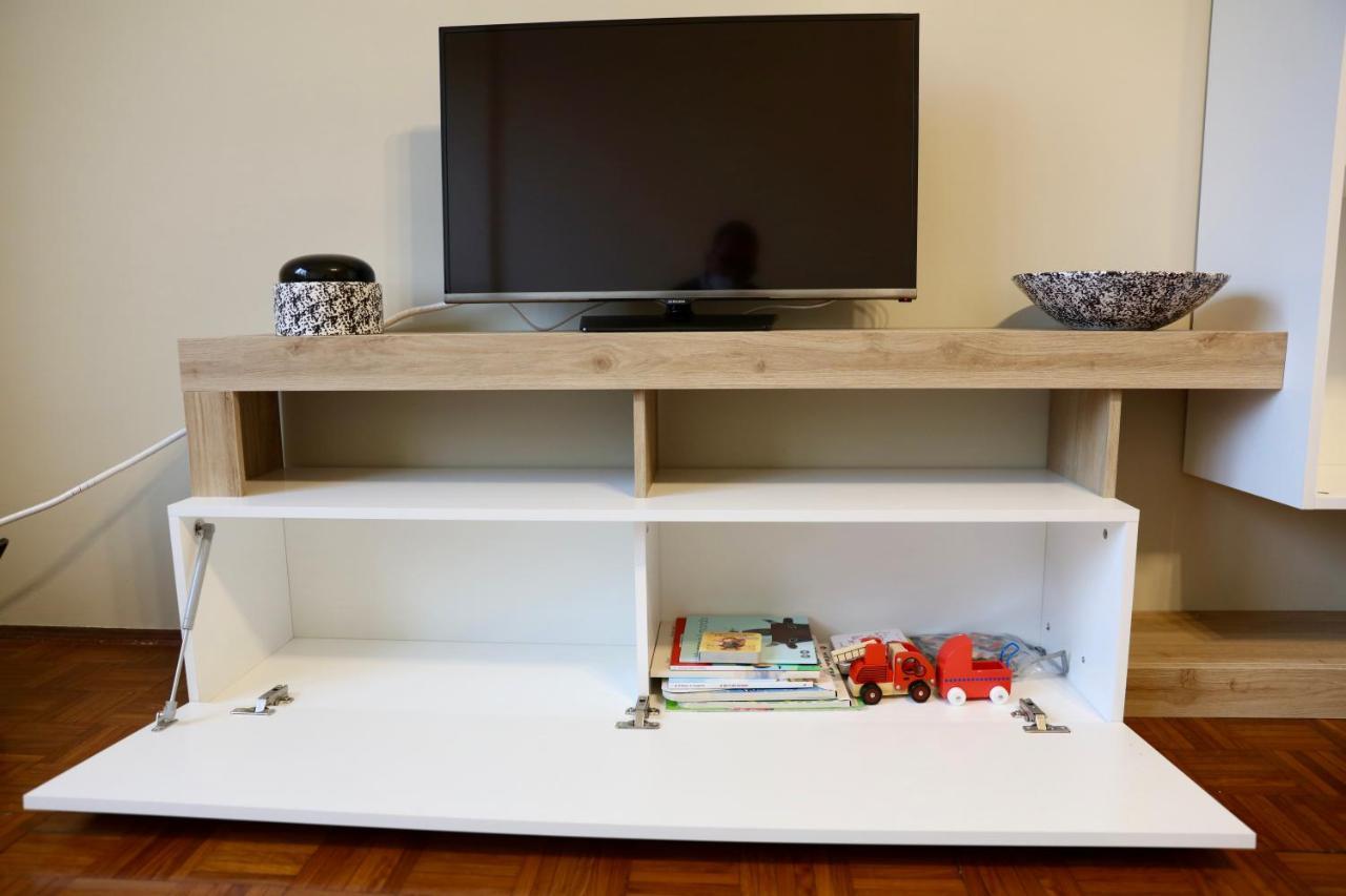 La Casa Dei Nonni - Ampio Trilocale Zona Lingotto Apartment Turin Bagian luar foto